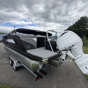 2026 Evotti 521QL Triple Pontoon Boat - Black/White
